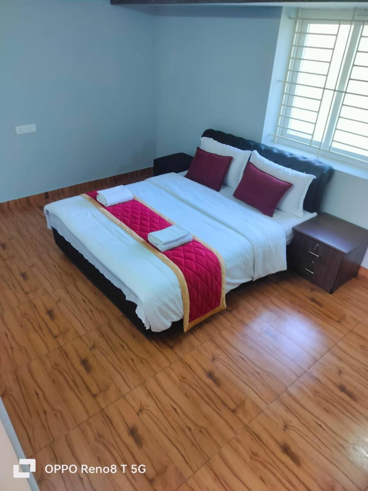 Jk - 4 Bhk Villa 埃尔加德 外观 照片