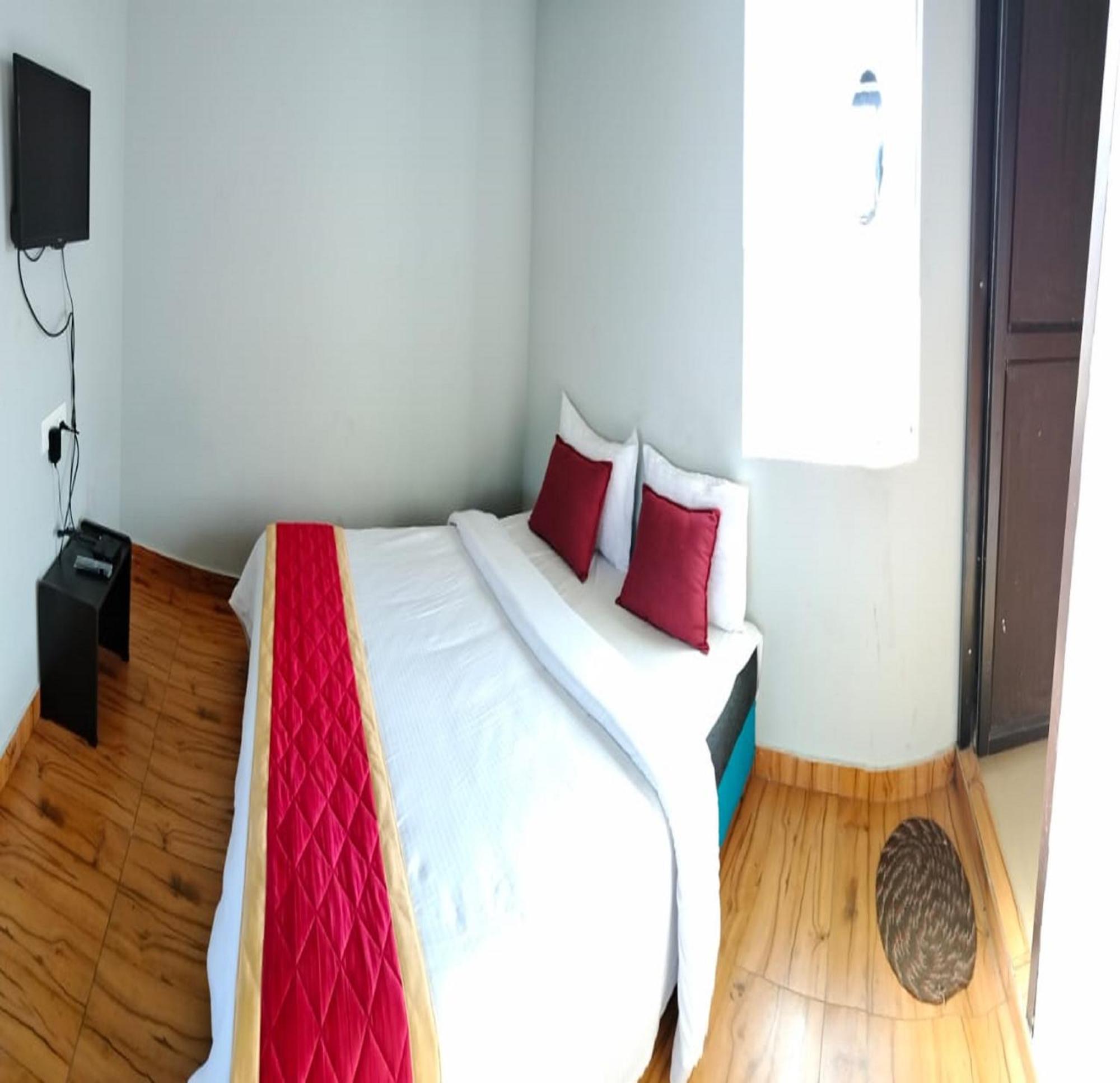 Jk - 4 Bhk Villa 埃尔加德 外观 照片