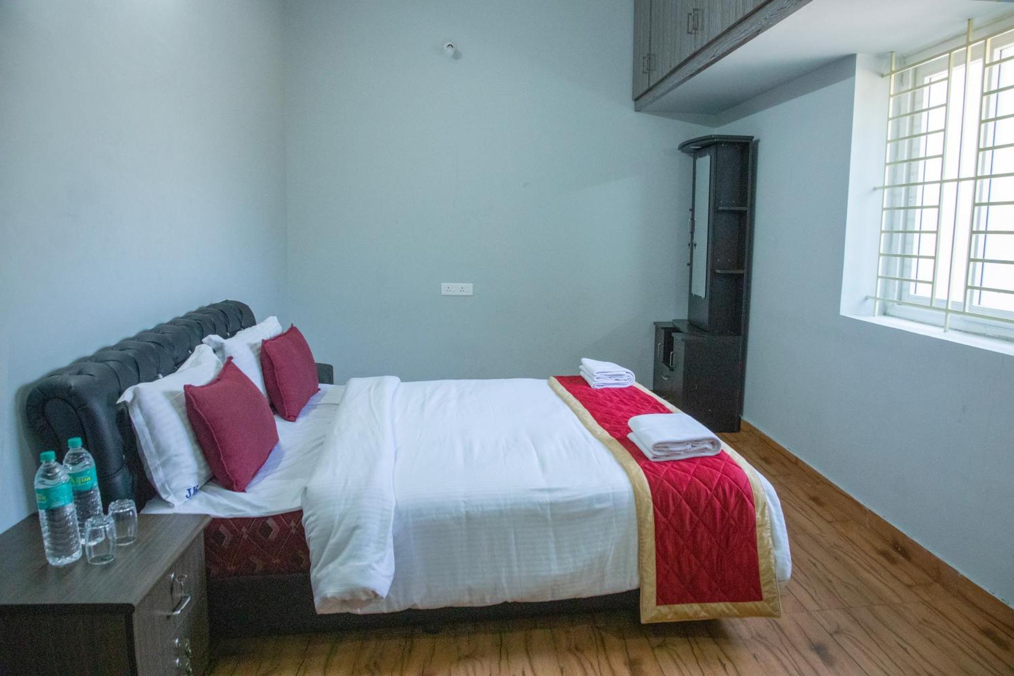 Jk - 4 Bhk Villa 埃尔加德 外观 照片
